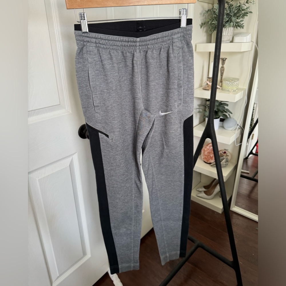 Nike Tech Joggers